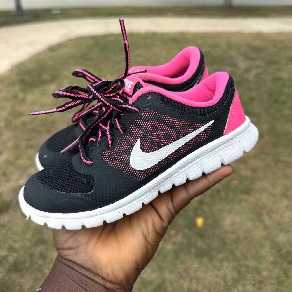 Nike Kids Flex 2015 Run Toddler Girl Athletic Shoes Size 11 Black/White/Pink Pow